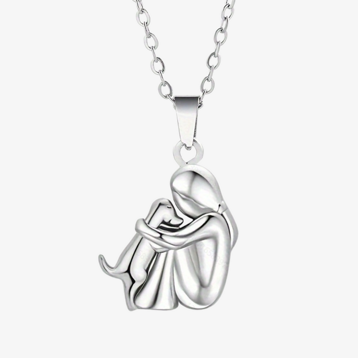Olivia™ - Collier à pendentif en forme de chien