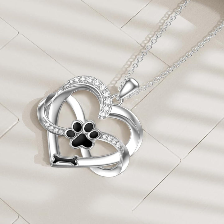 Collier Infinity avec Cœur et Patte en Argent – Bijoux Symboliques pour Animaux de Compagnie