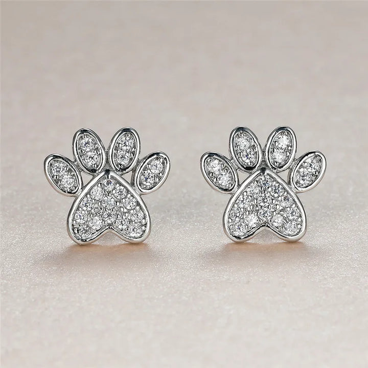 Boucles d'oreilles en forme de papillon avec une patte de chat et zircone blanche