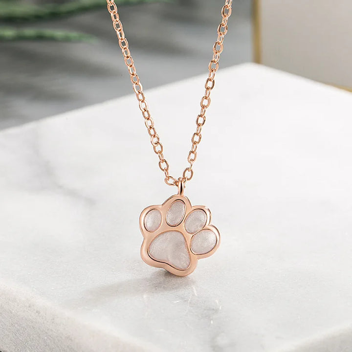 Collier avec pendentif patte – Bijoux symboliques avec animal pour femme