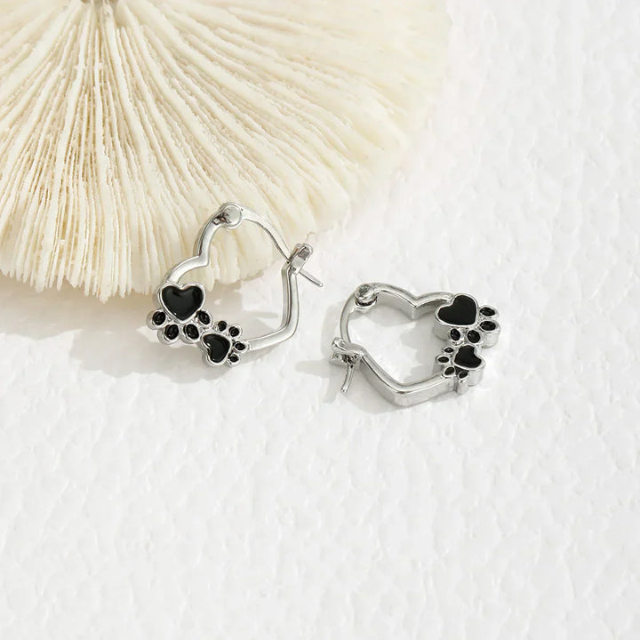 Boucles d'oreilles cercle Heart-Paw – Motif animal en argent avec design en émail noir