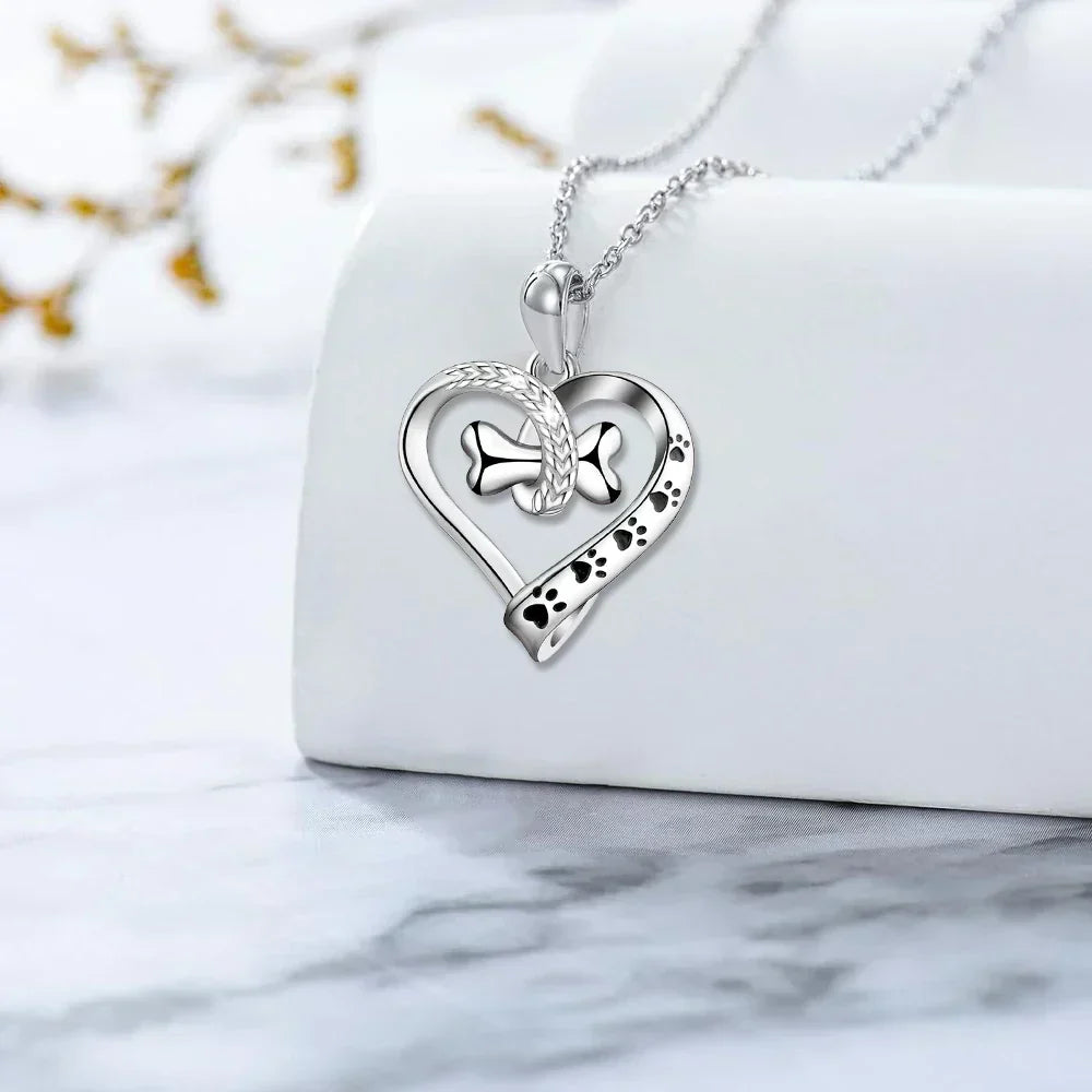 Ensemble de bijoux avec patte de chien, cœur et os – Set de 2 pièces